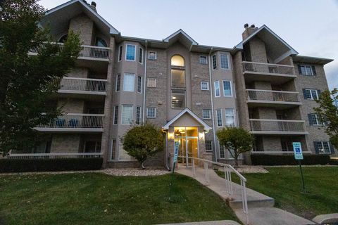 Tiny photo for 7755 BRISTOL PARK Drive #1NE, Tinley Park, IL 60477 (MLS # 12507969)