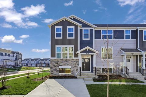 Photo of 402 Red Oak Circle, Volo, IL 60020 (MLS # 12529696)