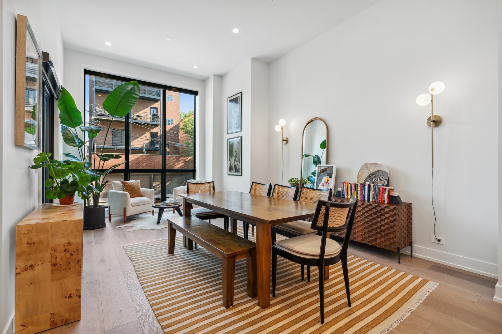 1541 W Pearson Street 1