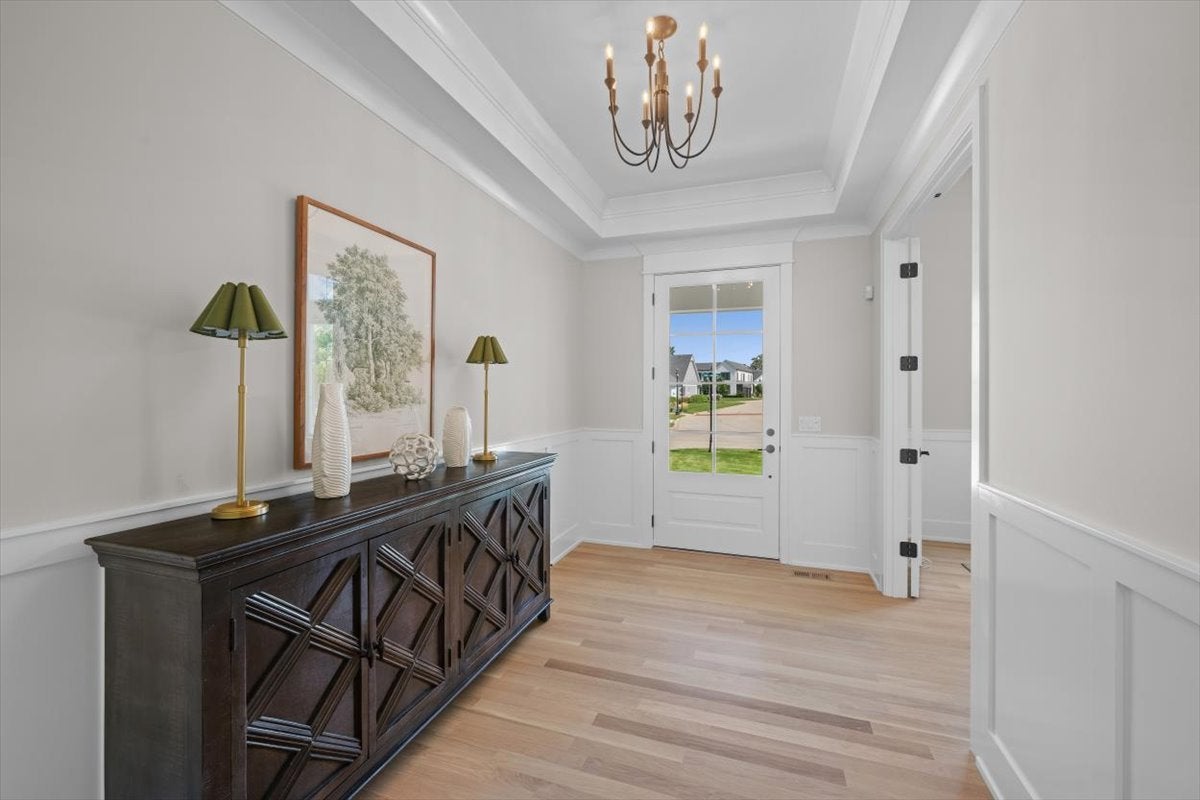 1107 Hawthorn (Lot 141) Lane