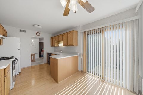 Tiny photo for 1220 Plum Tree Court #2D, Schaumburg, IL 60193 (MLS # 12504238)