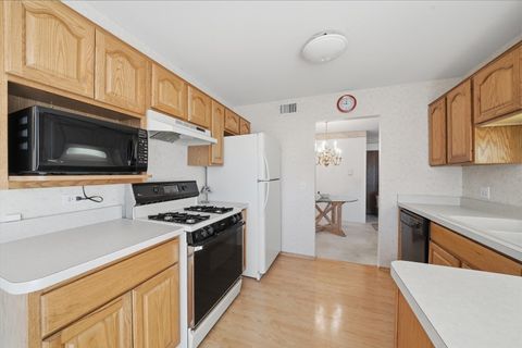 Tiny photo for 1220 Plum Tree Court #2D, Schaumburg, IL 60193 (MLS # 12504238)