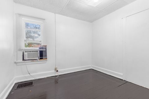 Tiny photo for 617 N Central Avenue, Rockford, IL 61101 (MLS # 12444812)