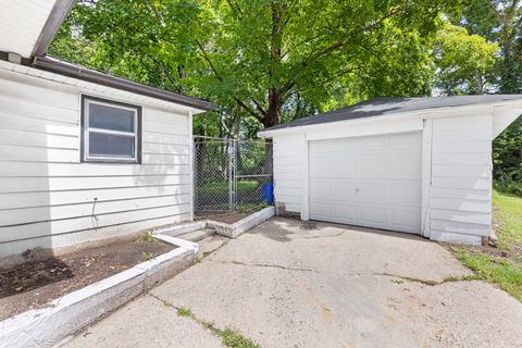Tiny photo for 617 N Central Avenue, Rockford, IL 61101 (MLS # 12444812)