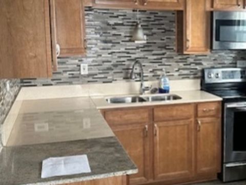 Tiny photo for 9436 Kelvin Lane #3234, Schiller Park, IL 60176 (MLS # 12489337)