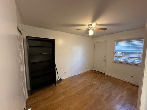Tiny photo for 9436 Kelvin Lane #3234, Schiller Park, IL 60176 (MLS # 12489337)