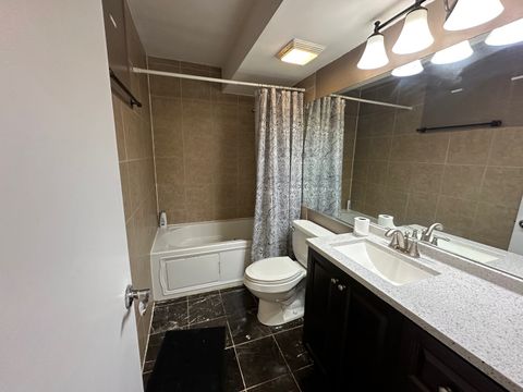 Tiny photo for 9436 Kelvin Lane #3234, Schiller Park, IL 60176 (MLS # 12489337)