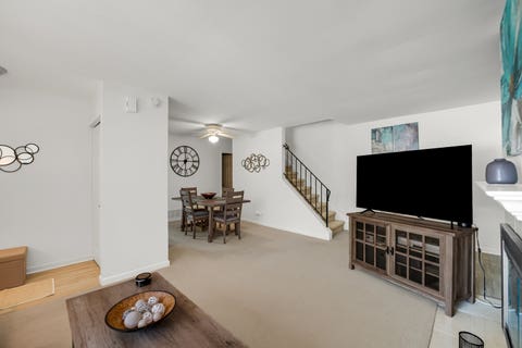 Tiny photo for 2442 Brunswick Circle #4D, Woodridge, IL 60517 (MLS # 12711306)