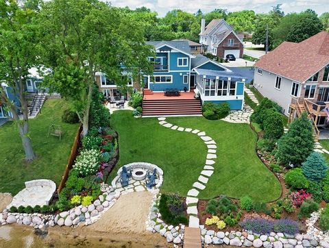 Tiny photo for 245 Sunrise Lane, Lake Zurich, IL 60047 (MLS # 12618420)