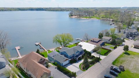Tiny photo for 245 Sunrise Lane, Lake Zurich, IL 60047 (MLS # 12618420)
