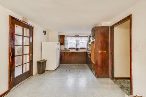 Tiny photo for 948 N Trumbull Avenue, Chicago, IL 60651 (MLS # 12515182)