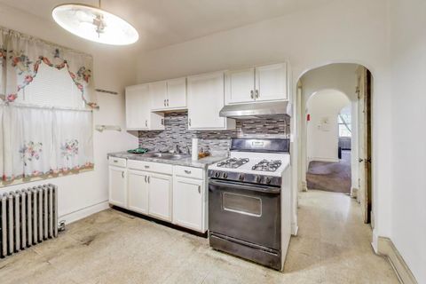 Tiny photo for 948 N Trumbull Avenue, Chicago, IL 60651 (MLS # 12515182)