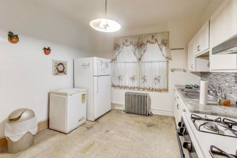 Tiny photo for 948 N Trumbull Avenue, Chicago, IL 60651 (MLS # 12515182)