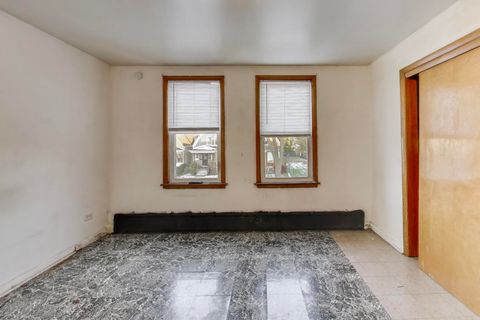 Tiny photo for 948 N Trumbull Avenue, Chicago, IL 60651 (MLS # 12515182)
