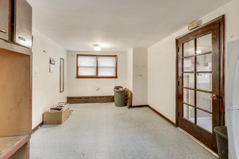 Tiny photo for 948 N Trumbull Avenue, Chicago, IL 60651 (MLS # 12515182)