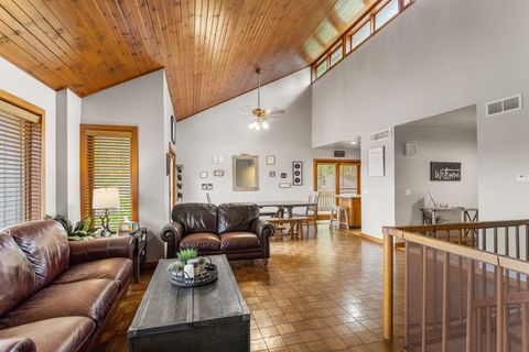 Tiny photo for 690 N Cove Court, Decatur, IL 62521 (MLS # 12594550)