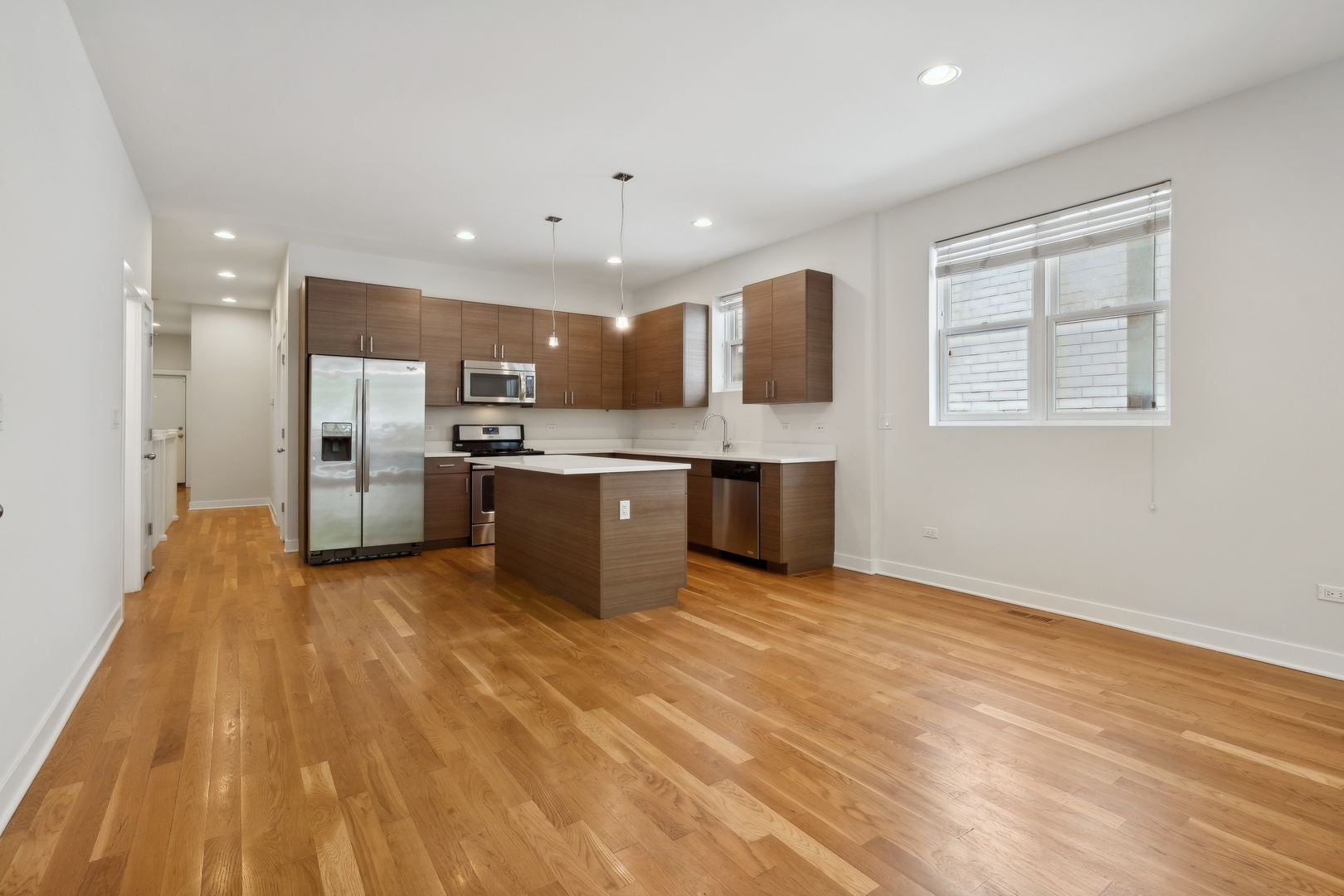 1952 W Erie Street 1W