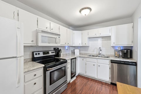Tiny photo for 603 Garden Circle, Streamwood, IL 60107 (MLS # 12795483)