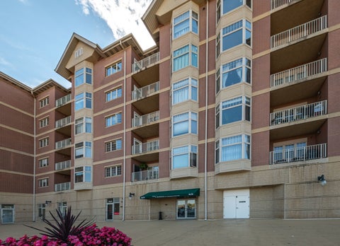 Tiny photo for 9670 FRANKLIN Avenue #513, Franklin Park, IL 60131 (MLS # 12786227)