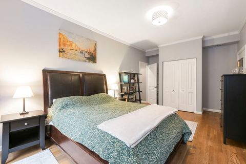 Tiny photo for 629 W Sheridan Road #1D, Chicago, IL 60613 (MLS # 12590960)