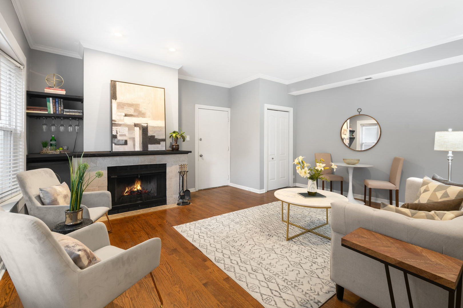 629 W Sheridan Road 1D