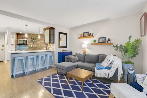 Tiny photo for 5415 N Sheridan Road #4010, Chicago, IL 60640 (MLS # 12578542)