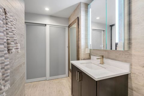 Tiny photo for 5415 N Sheridan Road #4010, Chicago, IL 60640 (MLS # 12578542)