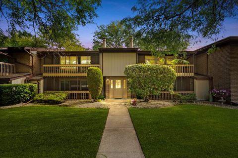 Tiny photo for 15713 Orlan Brook Drive #98, Orland Park, IL 60462 (MLS # 12472144)