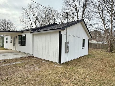 Tiny photo for 116 Oak Drive, Metropolis, IL 62960 (MLS # 12551853)