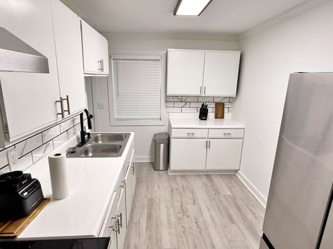 Tiny photo for 116 Oak Drive, Metropolis, IL 62960 (MLS # 12551853)