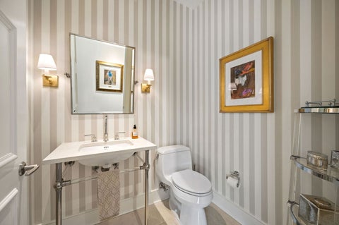 Tiny photo for 118 E ERIE Street #28F, Chicago, IL 60611 (MLS # 12750887)