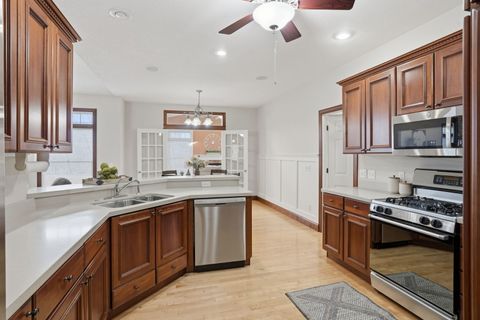 Tiny photo for 27018 Glynns Creek Court, Eldridge, IA 52748 (MLS # 12635846)