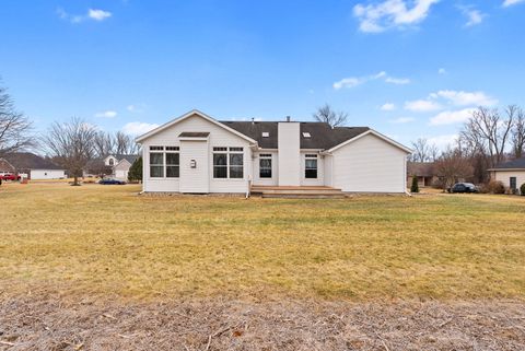 Tiny photo for 27018 Glynns Creek Court, Eldridge, IA 52748 (MLS # 12635846)