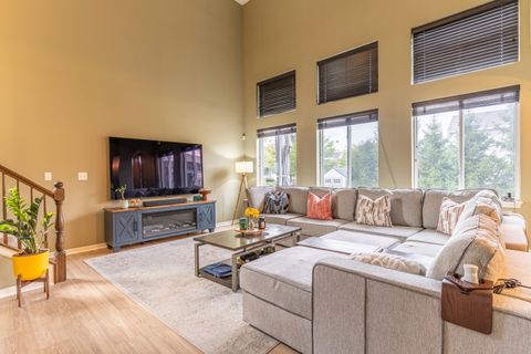 Tiny photo for 252 Purcell Road, Volo, IL 60073 (MLS # 12483651)
