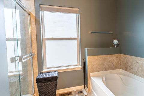 Tiny photo for 252 Purcell Road, Volo, IL 60073 (MLS # 12483651)