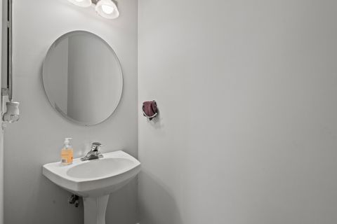 Tiny photo for 4518 S Woodlawn Avenue, Chicago, IL 60615 (MLS # 12551618)