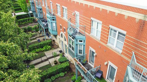 Tiny photo for 4518 S Woodlawn Avenue, Chicago, IL 60615 (MLS # 12551618)