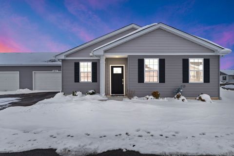 Photo of 6417 Juniper Drive, Wonder Lake, IL 60097 (MLS # 12529601)