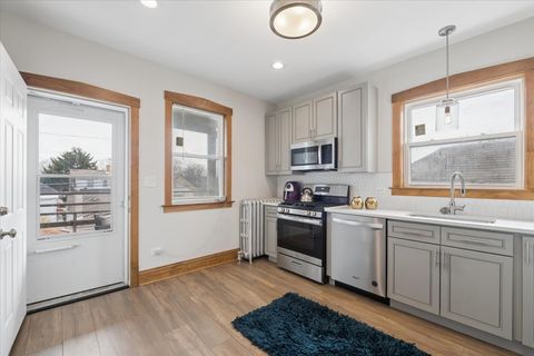 Tiny photo for 1341 Ridgeland Avenue #2, Berwyn, IL 60402 (MLS # 12614475)