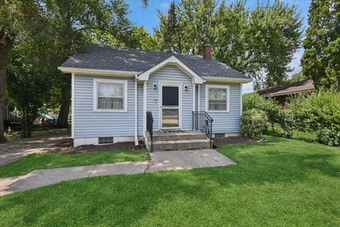 Photo of 34690 N Nokomis Trail, McHenry, IL 60050 (MLS # 12700361)