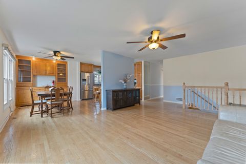 Tiny photo for 309 Plymouth Lane NW, Bloomingdale, IL 60108 (MLS # 12600207)
