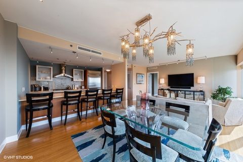 Tiny photo for 340 E RANDOLPH Street #905, Chicago, IL 60601 (MLS # 12488330)