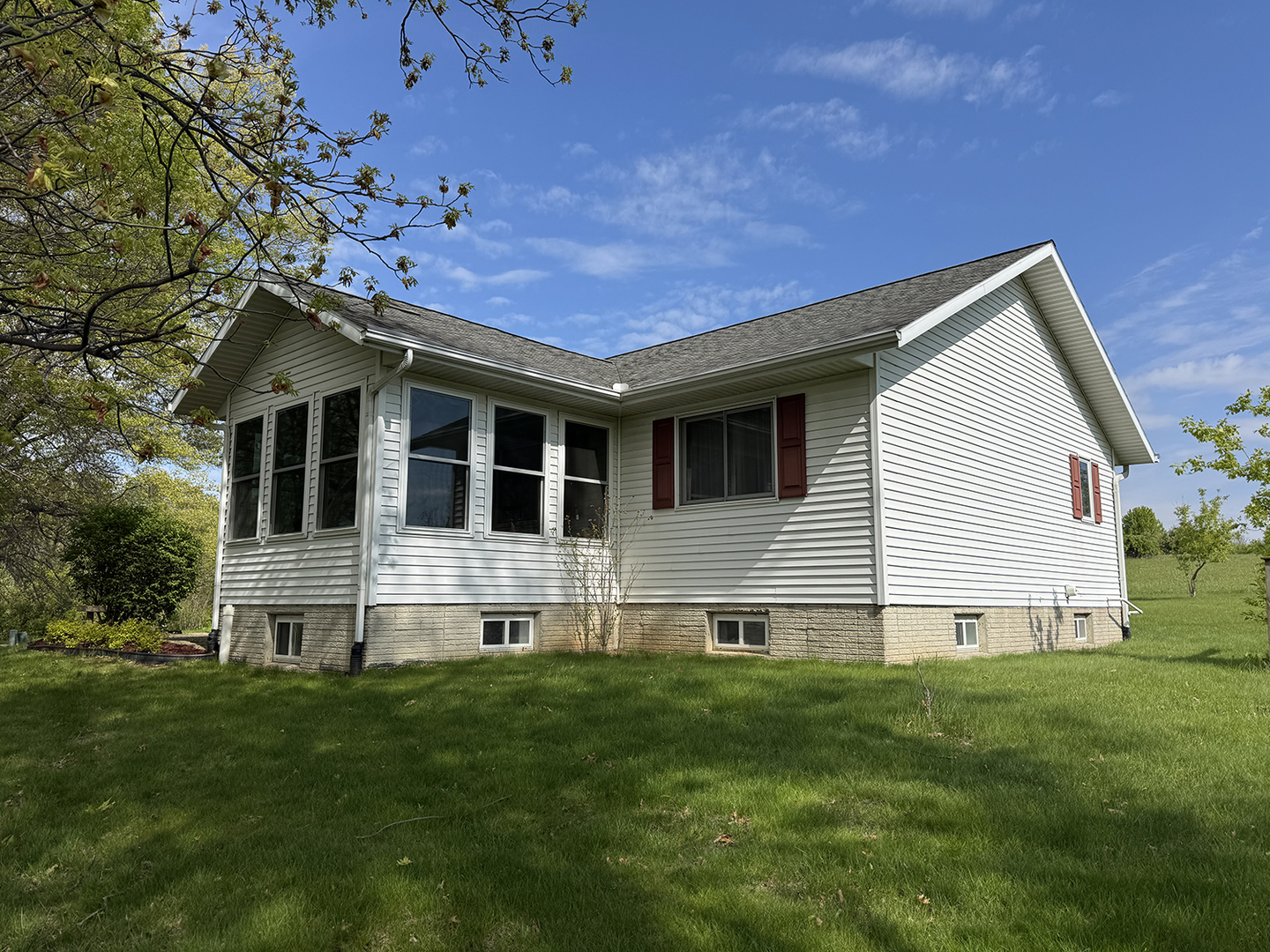 12-211 Rosewood Lane