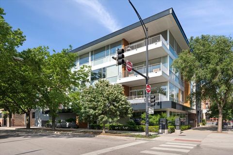 Photo of 2154 W Division Street #301, Chicago, IL 60622 (MLS # 12705963)