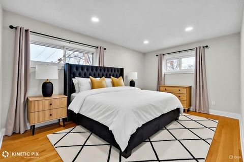 Tiny photo for 4938 W Randolph Street, Hillside, IL 60162 (MLS # 12537996)