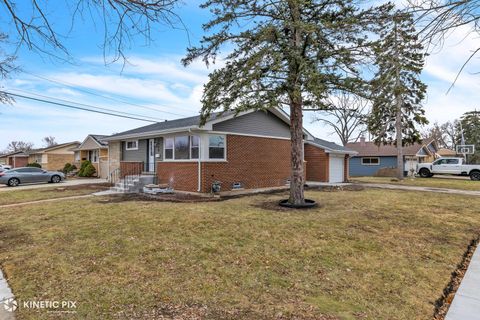 Tiny photo for 4938 W Randolph Street, Hillside, IL 60162 (MLS # 12537996)