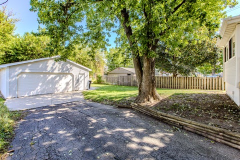 Tiny photo for Bloomington, IL 61701 (MLS # 12745330)