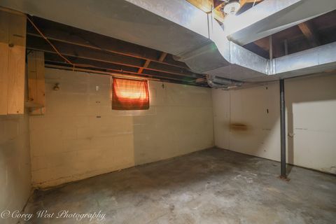 Tiny photo for 916 Albert Avenue, Sycamore, IL 60178 (MLS # 12476514)
