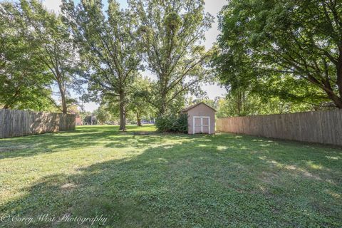 Tiny photo for 916 Albert Avenue, Sycamore, IL 60178 (MLS # 12476514)