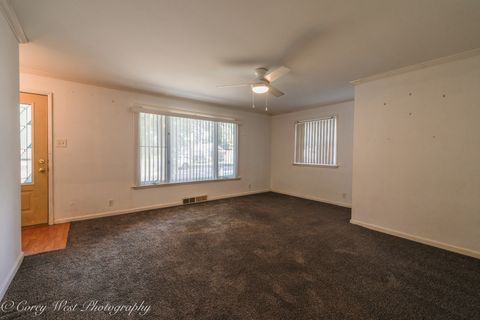 Tiny photo for 916 Albert Avenue, Sycamore, IL 60178 (MLS # 12476514)